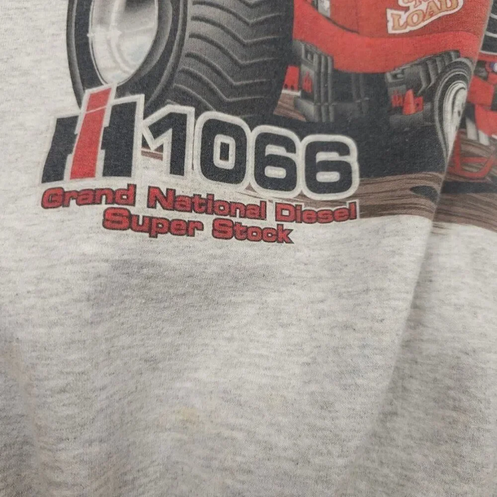 Tractor Sweatshirt Mens Size XL Gray International Harvester 1066 Lock N Load - Picture 5 of 9